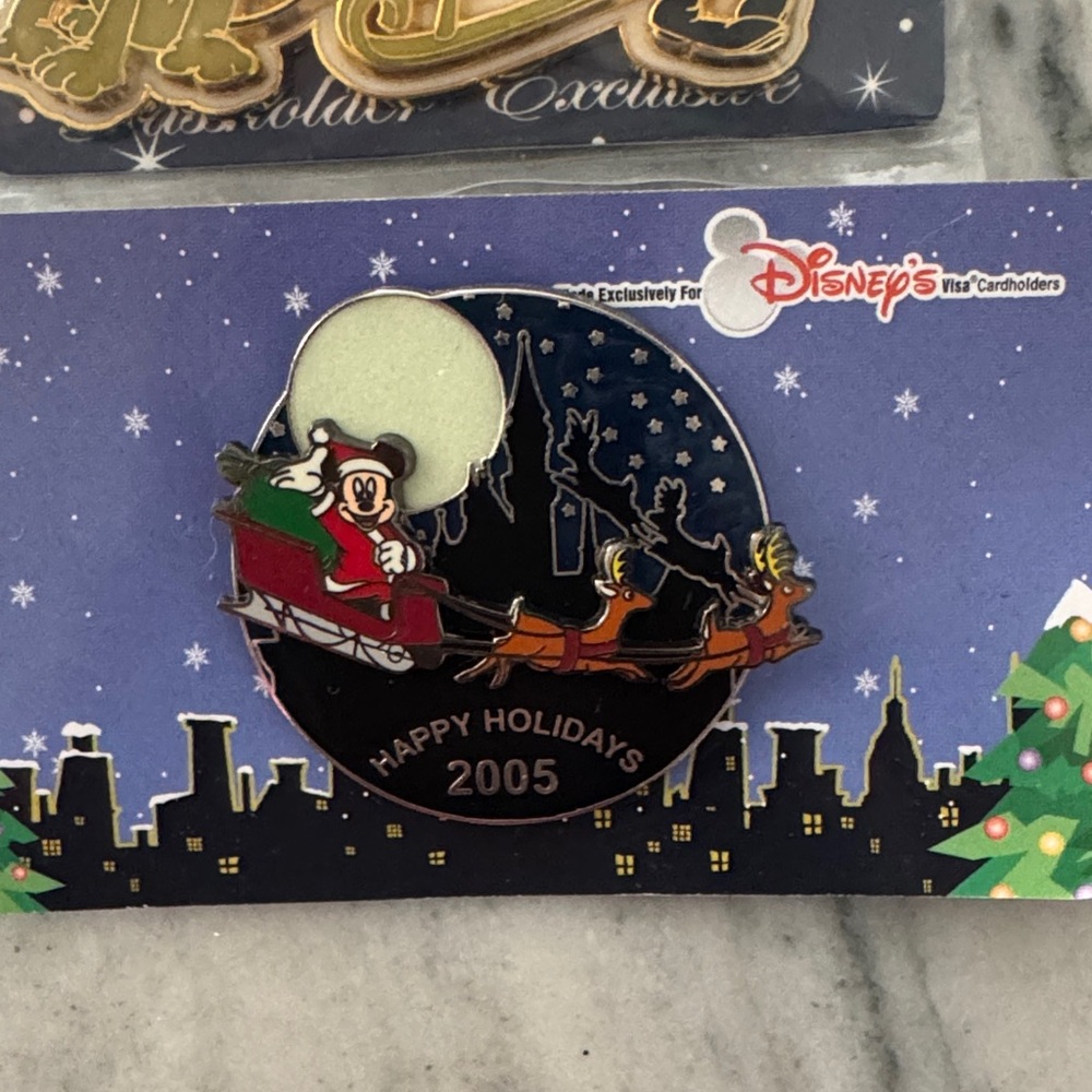 Disney Festive Holiday Pin Collection - Picture 3 of 3